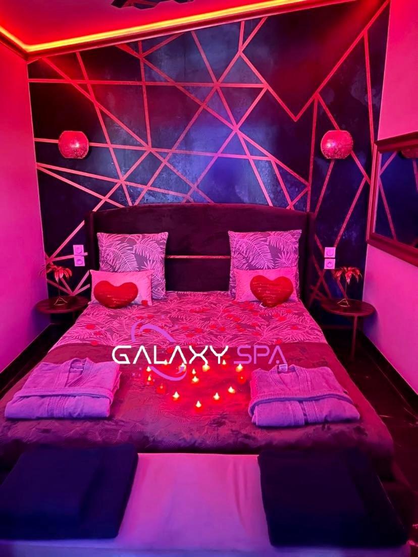 Galaxy Spa - Suite Jupiter Jacuzzi Privatif Champigneulles Buitenkant foto