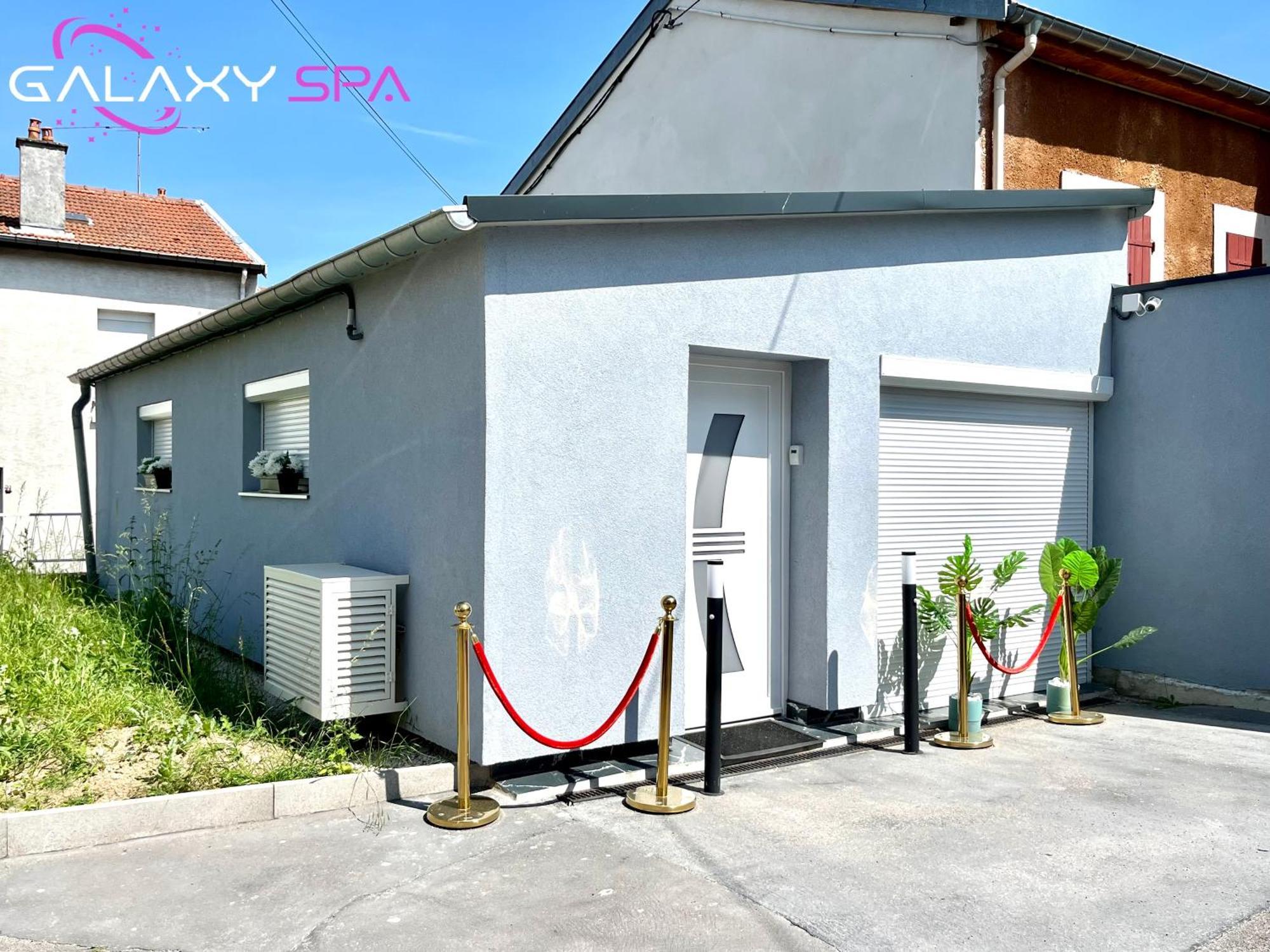 Galaxy Spa - Suite Jupiter Jacuzzi Privatif Champigneulles Buitenkant foto